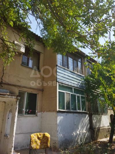 Продаю 4-комнатную квартиру, 90кв. м., этаж - 2/2, 4 комнатная квартира с гаражом в Пригородном.