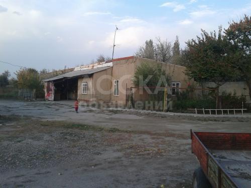 Продаю коммерческую недвижимость производственное помещение 10000кв. м., Рядом рынка Дордой.