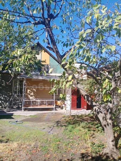 Продаю дом 4-ком. 86кв. м., этаж-1, 4.26.-сот., стена кирпич, Акбуринский 11.