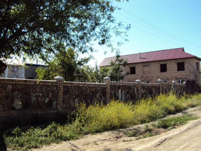 Срочно продается двухэтажный 6-комнатный дом100м2 в ж/м Ак-Орго