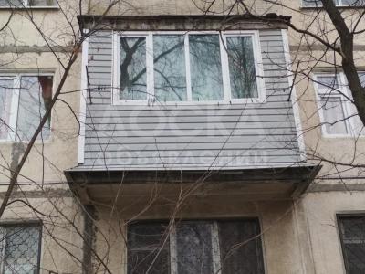 Продаю квартиру 3-ком., 59кв.мкв. м., этаж - 2/4, ул.Малдыбаева 9-мкр..