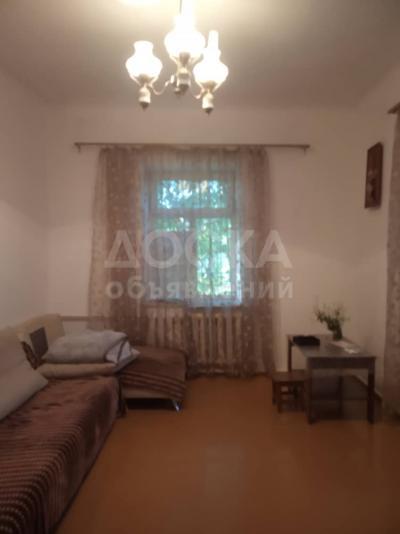 Продаю дом 4-ком. 61кв. м., этаж-1, 3-сот., стена саман, щербакова.