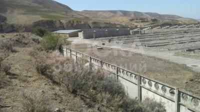 Продаю кошару в Токмаке. 5 га, Отл.Условия для жилья! Все коммуникации. Дом+Баня+сараи+кошары хоз.постройки Токмок.