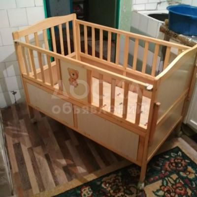 Продаю детскую кроватку 4000с в хорошем состоянии