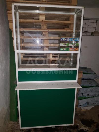 Продаю витрины в хорошем состоянии.

Состояние хорошее: без трещин и сколов. Использовали аккуратно для выкладки лекарств в аптеке.

Использовались ранее в аптеке для лекарств.

Параметры: 
- ширина - 70 см;
- высота - 200 см.



Цена договорн