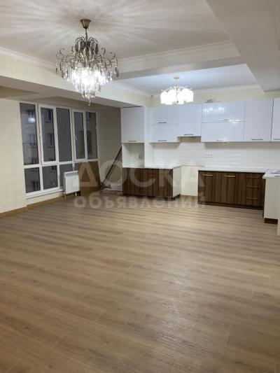 Продаю 2-комнатную квартиру, 87кв. м., этаж - 10/10, Кок Жар .