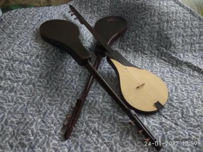 #Комуз#Комузы