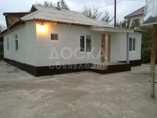 Продаю дом 3-ком., 75кв. м., этаж-1, 4-сот., стена саман, мкр.Учкун, возле сш.89.