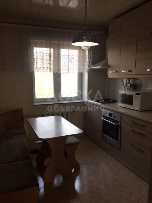 Продаю квартиру 4-ком., 96кв. м., этаж - 5/5, Горького/Элебаева.