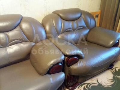 Продаю кожаную мебель 3+2+1 цвет "хаки", состояние идеальное
Цена: 91000 сом