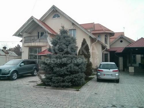 Продаю дом, 7-ком., 400кв. м., этаж-2, 8-сот., стена кирпич, Жибек/жолу-калык/акиева,