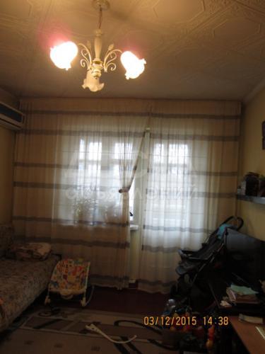 Продаю квартиру 2-ком., 44кв. м., этаж - 3/3, Шлагбаум,