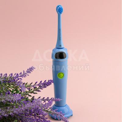 «Космическая» детская звуковая щетка Revyline RL 020 Kids