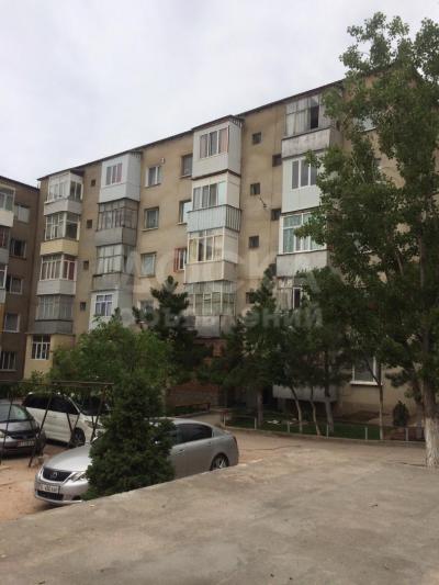 Продаю 3-комнатную квартиру, 65кв. м., этаж - 2/5, 3мкр дом 59 ПМК.