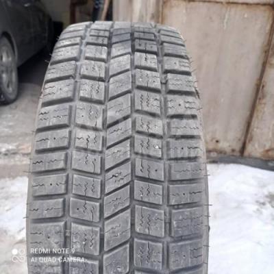 Резина зимняя б/у (Япония)