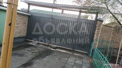 Продаю дом 5-ком. 90кв. м., этаж-1, 8-сот., стена ж/б панель, Село Пригородное ул новая.