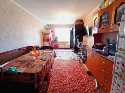 Продаю 1-комнатную квартиру, 18кв. м., этаж - 4/5, Ата-Тюрк.