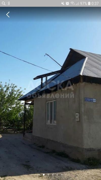 Продаю дом 5-ком. 100кв. м., этаж-1, 6-сот., стена саман, Ново павловке рынок Заря ул Жакшылык 49.