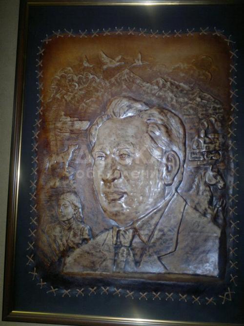 Картины и ключницы Этно обувь из кожи