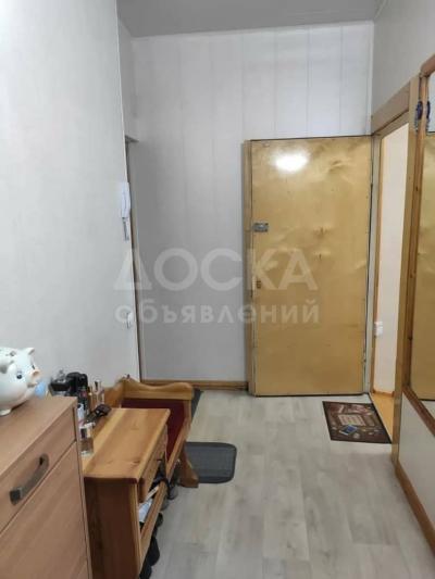 Продаю 3-комнатную квартиру, 80м2кв. м., этаж - 4/9, 6мкр.