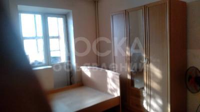 Продаю 2-комнатную квартиру, 50кв. м., этаж - 1/4, московская / сакебаева.