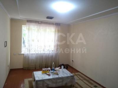 Продаю 1-комнатную квартиру, 30кв. м., этаж - 1/4, Политех.