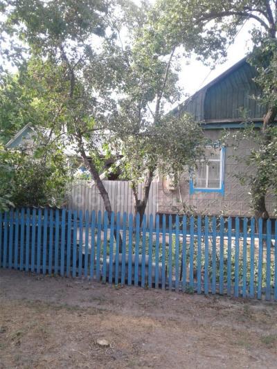 Продаю дом 4-ком. 45кв. м., этаж-1, 7,5-сот., стена саман, Октябрьская 2.