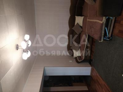 Продаю 2-комнатную квартиру, 41кв. м., этаж - 1/4, Ул. Панфилова дом 6.