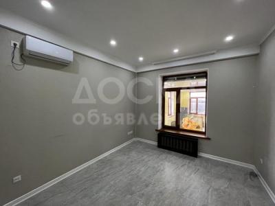 Продаю офисное помещение 160кв. м., 7 мкр.