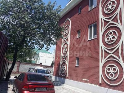 Продаю 3-комнатную квартиру, 73кв. м., этаж - 3/3, осипенко.