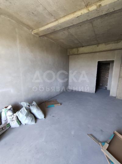 Продаю 3-комнатную квартиру, 133кв. м., этаж - 10/10, юж Магистраль район ресторана "Ала-тоо".