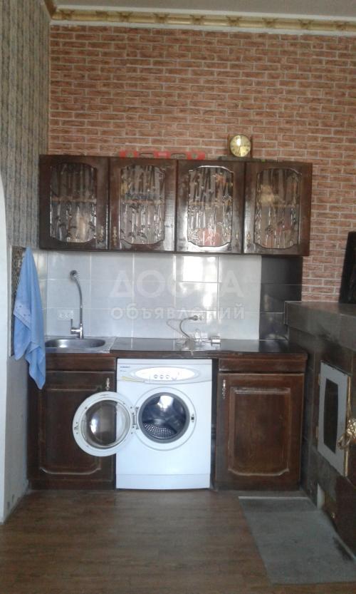 Продаю квартиру 2-ком., 60кв. м., этаж - 2/2, каракол.