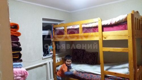 Продаю дом 2 ком кухня прихожка душ туалет внутри дома центральная канализация есть газ отопление газ уголь-ком., 36кв. м., этаж-1, 2сотых-сот., стена саман, Тимура фрунзе пересечении Лущихина.