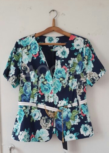 Пиджак цветастый для дам.