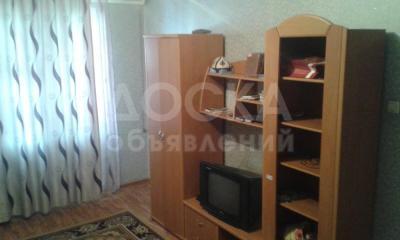 Продаю квартиру 1-ком., 50кв. м., этаж - 5/5, Турусбекова Московская ул чокморова 181.