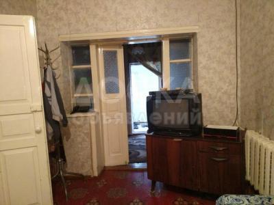 Продаю дом 8-ком., 200кв. м., этаж-1, 21-сот., стена кирпич, Дооронбека Садырбаева ( бывшее  Баха) дом  199.