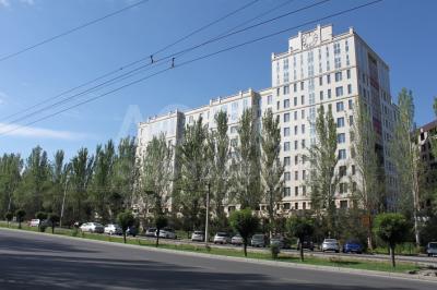 Продаю офисное помещение 97кв. м., ул.А.Токомбаева 9.