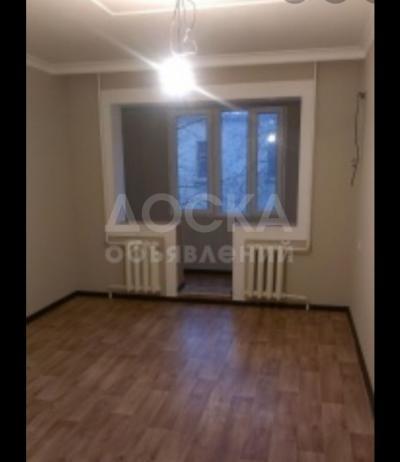 Продаю 1-комнатную квартиру, 32кв. м., этаж - 4/4, мкр. Аламедин1.