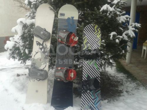 Продаю сноуборды