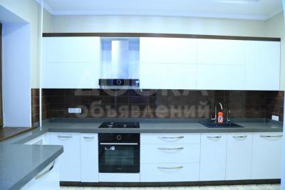 Продаю 3-комнатную квартиру, 62кв. м., этаж - 8/9, 6мкр.