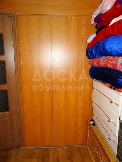 Продаю 3-комнатную квартиру, 58кв. м., этаж - 4/4, 4 мкр.