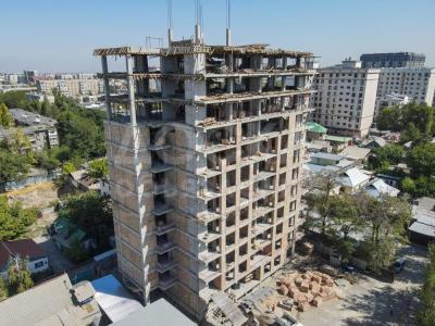 Продаю 1-комнатную квартиру, 60кв. м., этаж - 7/10, центр ЭЛИТКА по 650$.