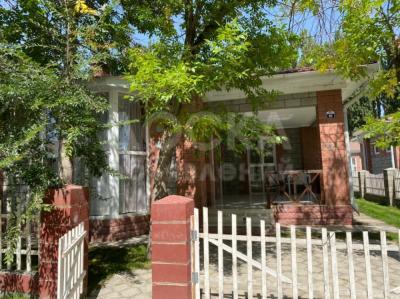 Продаю коттедж 4-ком. 179кв. м., этаж-1, 6-сот., стена другое, Кош коль.