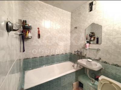 Продаю 1-комнатную квартиру, 36кв. м., этаж - 3/9, Шопокова/Московская.