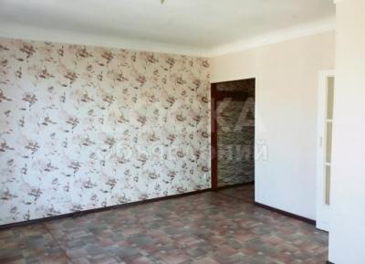 Продаю квартиру 1-ком., 32кв. м., этаж - 3/3, Мира/Ахунбаева.