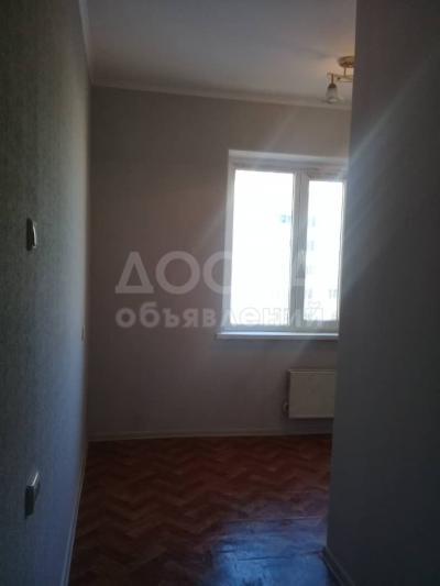 Продаю 1-комнатную квартиру, 33кв. м., этаж - 6/9, средний Джал.