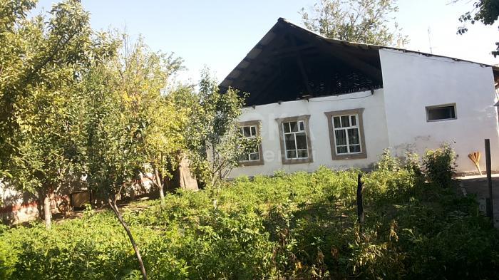 Продаю 5-ком., 80кв. м., этаж-1, 5-сот., стена другое, ул. Тойгонбаева 110, Пишпек,