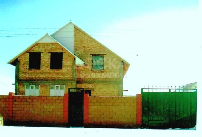 Продаю 8-ком., 210кв. м., этаж-2, 5-сот., стена кирпич, ж/м Алтын Ордо (Новопавловка),