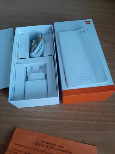 Продаю Redmi Note 64Gb черный