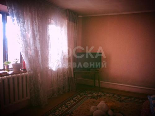 Продаю дом 6-ком., 100кв. м., этаж-1, 22-сот., стена кирпич, Бишкек.